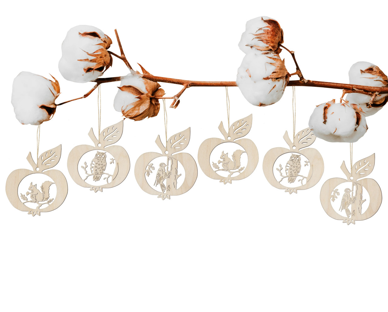 Baumbehang Herbst Äpfel 6 tlg. Herbstornamente aus Holz. 3 verschiedene Motive im Apfel (Specht, Eule, Eichhörnchen) aus dem Erzgebirge