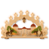 Schwibbogen Moritzburg 15 flg. Schwibbogen aus dem Erzgebirge mit Moritzburg Motiv. Im Vordergrund des Bogens kommt eine Prinzessin und ein Prinz auf Pferden geritten. Hergestellt im Erzgebirge.