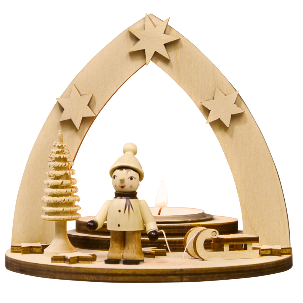 Teelichthalter aus Holz mit einem handgedrechselten Winterkind mit Schlitten. Hergestellt im Erzgebirge.